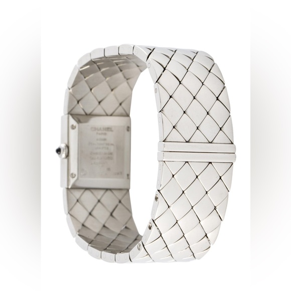 Pristine Chanel Matelasse Watch w/original box,case,certificate of authenticity - Picture 4 of 16